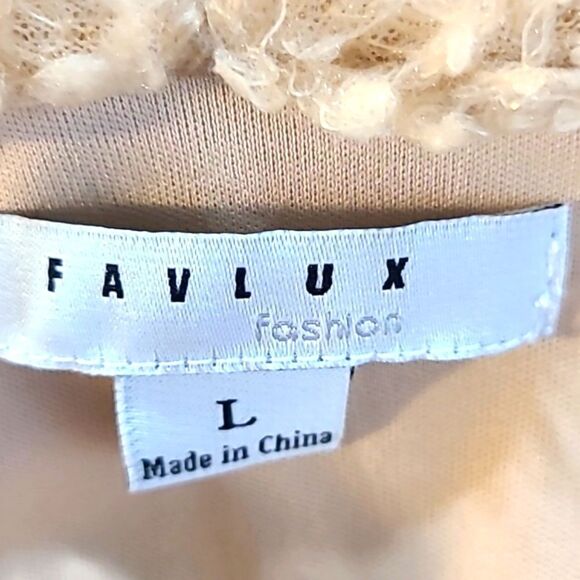 Favlux Furry Sherpa Vest, Large Collar, Tan/Peach Color, Size Large - Picture 7 of 9